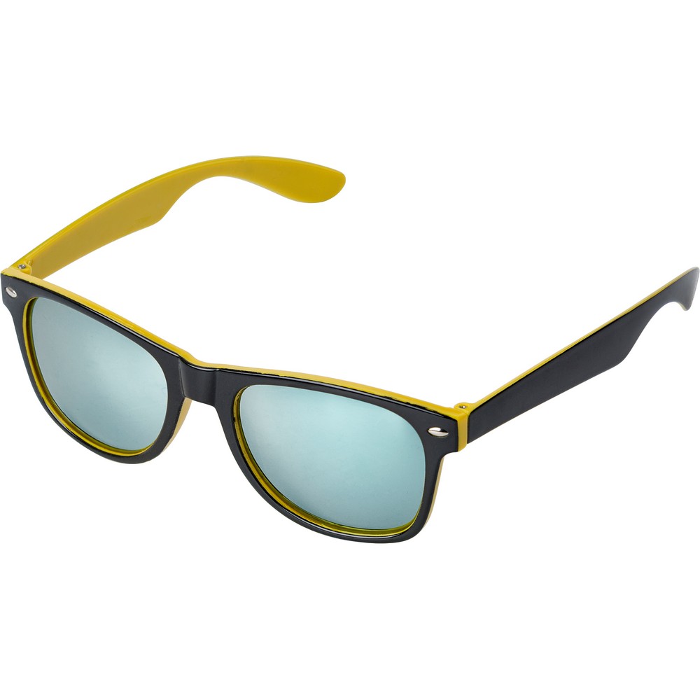 Реплика солнцезащитных очков. Очки солнцезащитные реплика. Реплика солнцезащитные очки Boss. Plastic Sunglasses.
