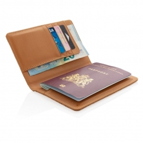 Korkowe etui na karty kredytowe i paszport, ochrona RFID